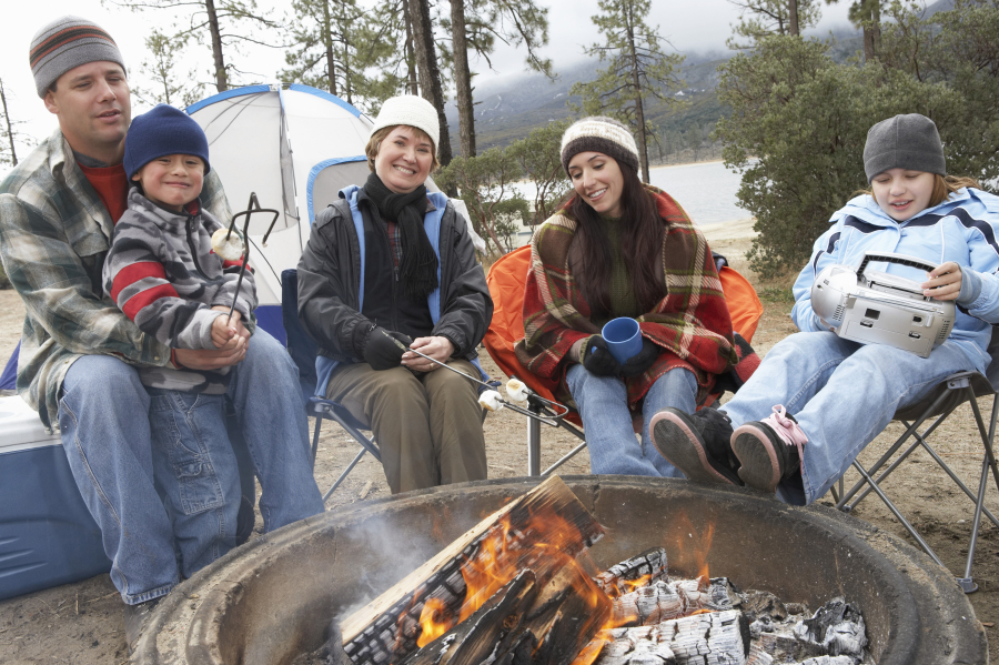 famille au camping Pomerols 34